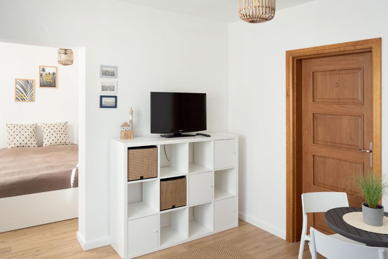 Dom Latarnika Apartamento Jarosławiec Exterior foto