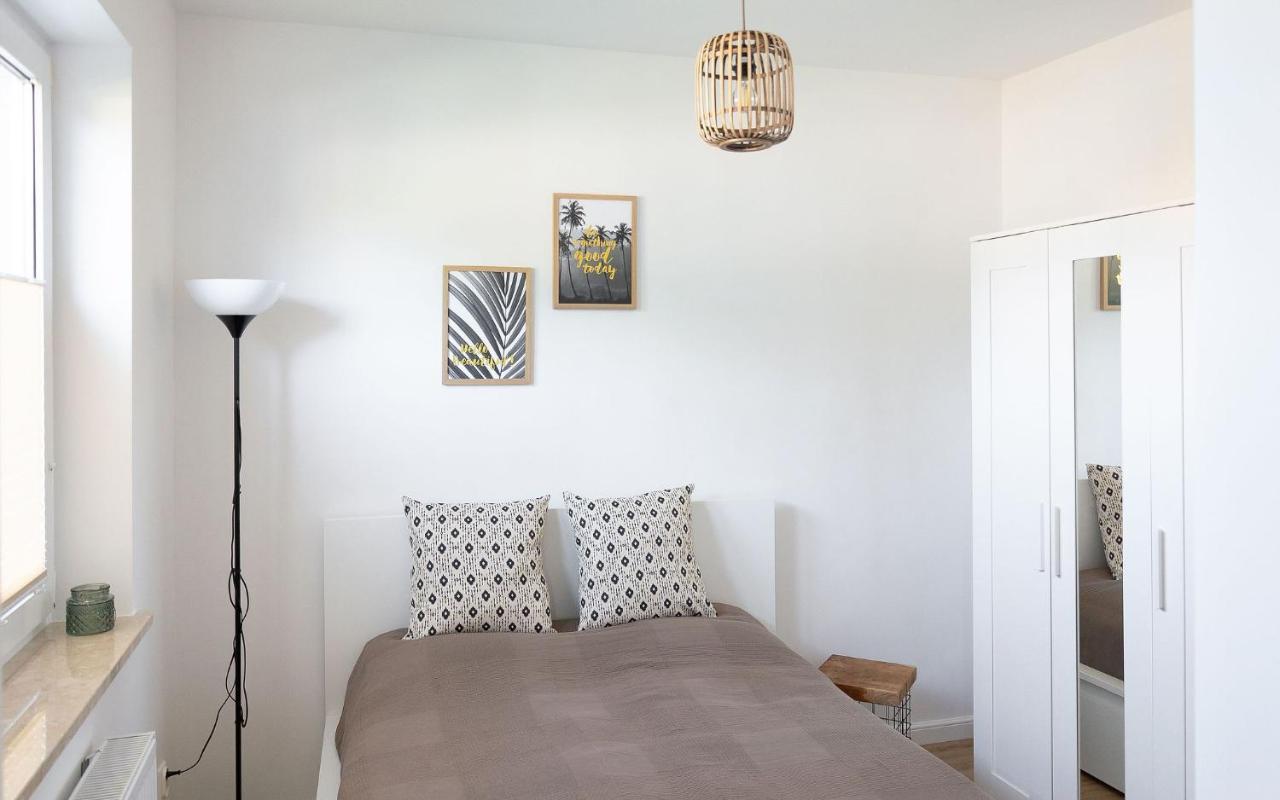 Dom Latarnika Apartamento Jarosławiec Exterior foto